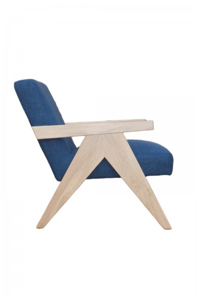 Central Lounge Chair