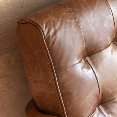 Felix Square Quilted Love Seat