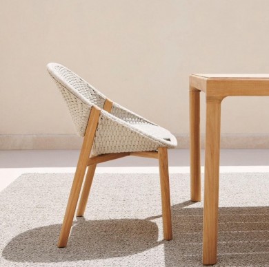 Zecca Lounge Chair